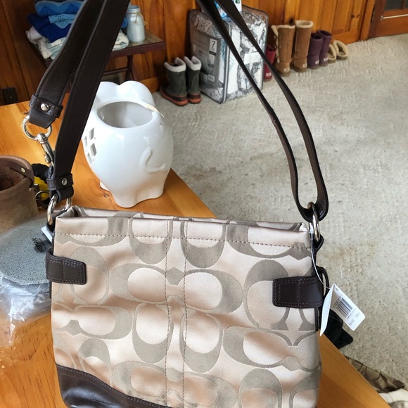 Coach shoulder bag - Picture 2 of 3